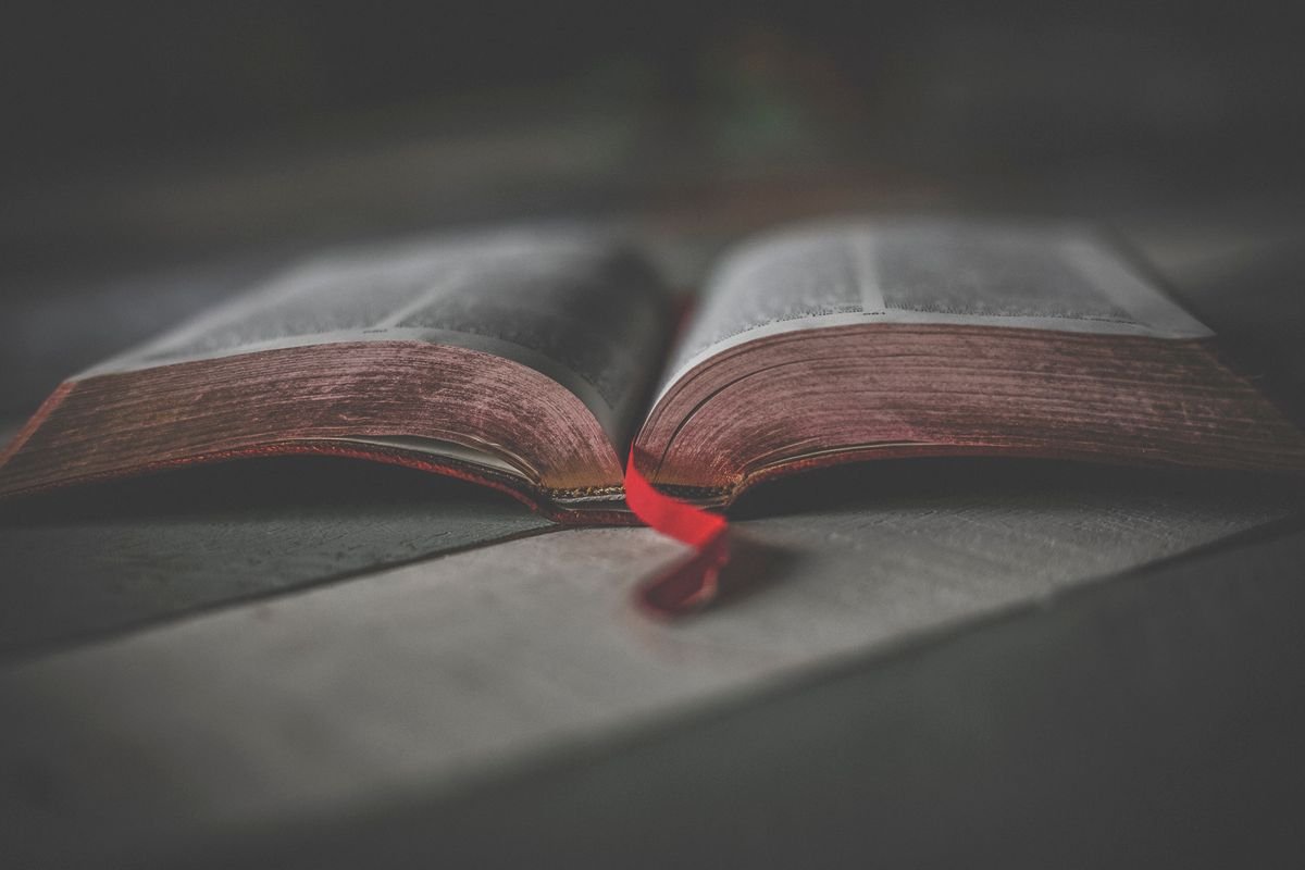 How to Build a Consistent Bible Reading Habit